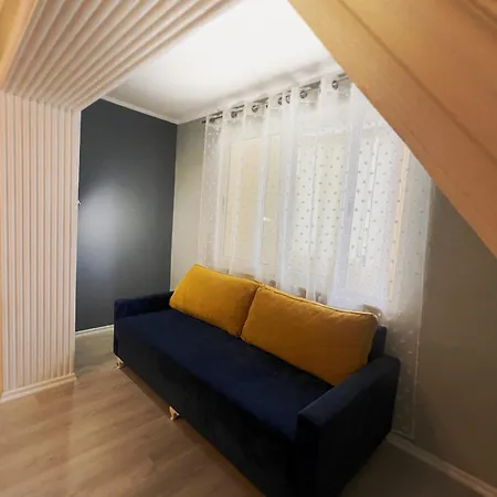 Joyful Apartamento Tirana